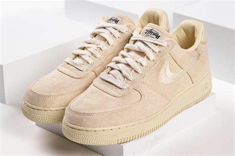 nike x stussy af1.